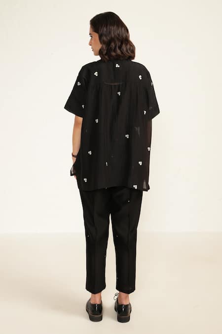 Shop Arcvsh By Pallavi Singh Black Cotton, Chanderi Silk Embroidery Collared Floral Print Shirt And Pant Set at Aza Fashions Shop_Arcvsh By Pallavi Singh_Black Cotton, Chanderi Silk Embroidery Collared Floral Print Shirt And Pant Set _at_Aza_Fashions