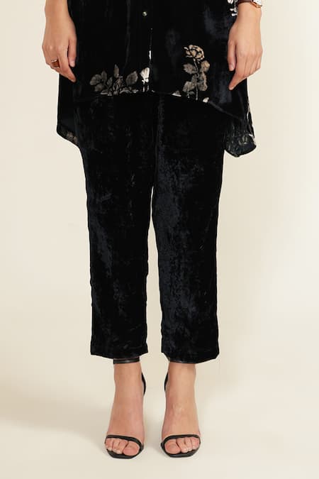 Arcvsh By Pallavi Singh Blue Silk, Velvet Embroidery Collared Shirt And Pant Set Online at Aza Fashions Arcvsh By Pallavi Singh_Blue Silk, Velvet Embroidery Collared Shirt And Pant Set _Online_at_Aza_Fashions