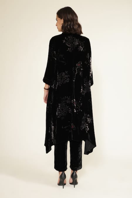 Shop Arcvsh By Pallavi Singh Black Silk, Velvet Embroidery Collared Asymmetric Tunic And Pant Set at Aza Fashions Shop_Arcvsh By Pallavi Singh_Black Silk, Velvet Embroidery Collared Asymmetric Tunic And Pant Set _at_Aza_Fashions