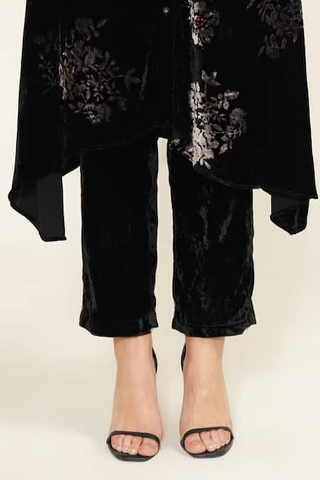 Arcvsh By Pallavi Singh Black Silk, Velvet Embroidery Collared Asymmetric Tunic And Pant Set Online at Aza Fashions Arcvsh By Pallavi Singh_Black Silk, Velvet Embroidery Collared Asymmetric Tunic And Pant Set _Online_at_Aza_Fashions