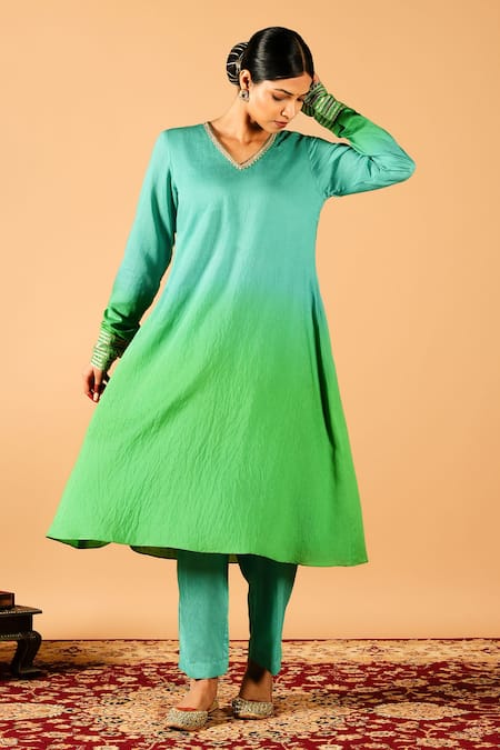 Tangerine By Asfa_Green Chanderi Silk Gota Patti V-neck Ombre A-line Kurta With Pant_Online_at_Aza_Fashions