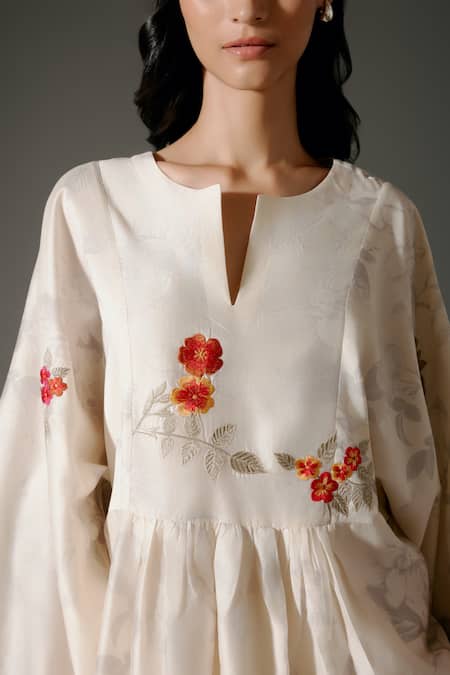 Balance By Rohit Bal Ivory Chanderi Silk Embroidery Round Neck Bahar Print And Kurti With Palazzo at Aza Fashions Balance By Rohit Bal_Ivory Chanderi Silk Embroidery Round Neck Bahar Print And Kurti With Palazzo _at_Aza_Fashions