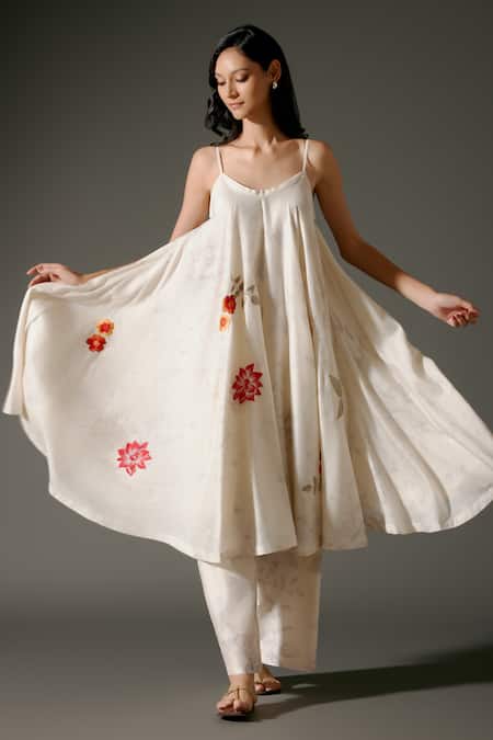 Balance By Rohit Bal_Ivory Chanderi Silk Embroidery Blossom Petal Print And Singlet Kurta With Palazzo _at_Aza_Fashions