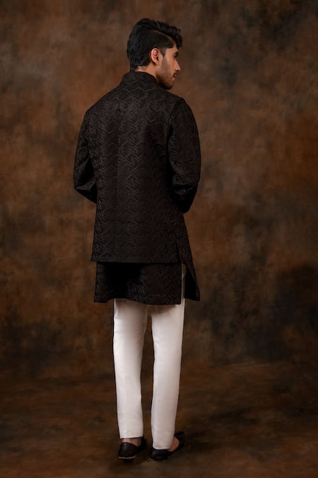 Shop Char Chaand Black Silk Embroidery Chevron Bundi And Kurta Set at Aza Fashions Shop_Char Chaand_Black Silk Embroidery Chevron Bundi And Kurta Set _at_Aza_Fashions