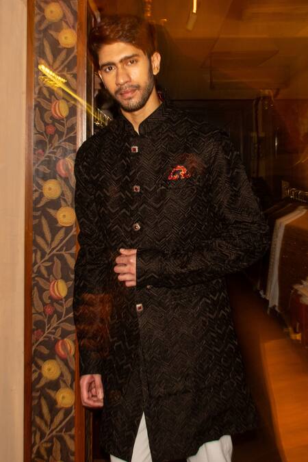 Char Chaand Black Silk Embroidery Chevron Bundi And Kurta Set at Aza Fashions Char Chaand_Black Silk Embroidery Chevron Bundi And Kurta Set _at_Aza_Fashions