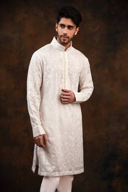 Char Chaand_White Silk Embroidery Chikankari Blossom Kurta _Online_at_Aza_Fashions