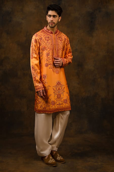 Char Chaand Bahar Print Kurta 