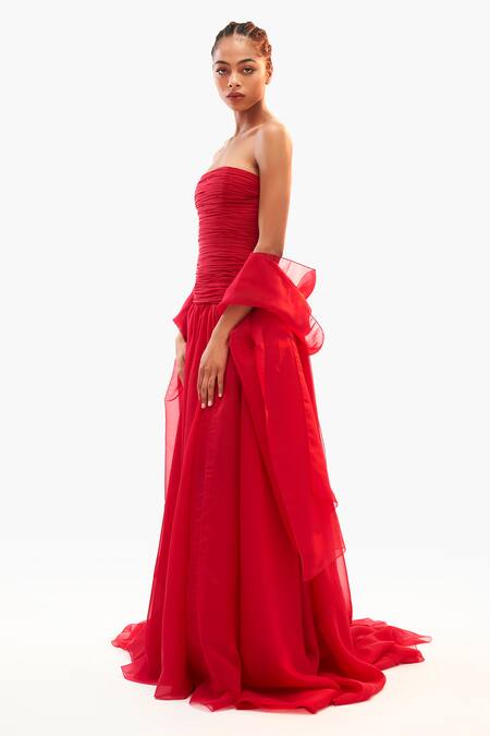 Buy Gauri & Nainika Red Chiffon Off-shoulder Strapless Drop Waisted Gown Online at Aza Fashions Buy_Gauri & Nainika_Red Chiffon Off-shoulder Strapless Drop Waisted Gown _Online_at_Aza_Fashions