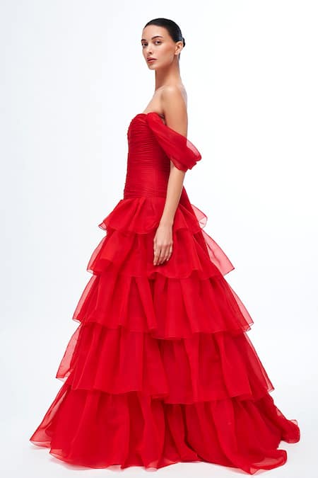 Buy_Gauri & Nainika_Red Chiffon Sweetheart Neck Off Shoulder Tiered Gown _Online_at_Aza_Fashions