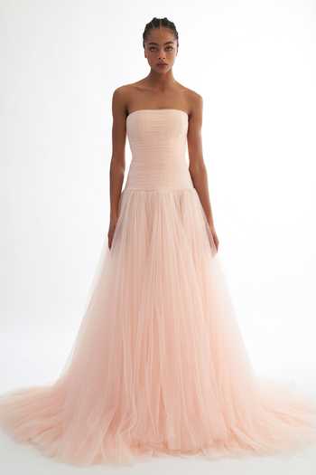 Buy_Gauri & Nainika_Pink Net Off-shoulder Strapless Tulle Gown _Online_at_Aza_Fashions