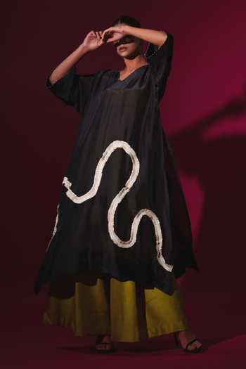 Buy_Stoique_Black Upada Silk Embroidery Pearl V-neck Flamingo Asymmetric Tunic 