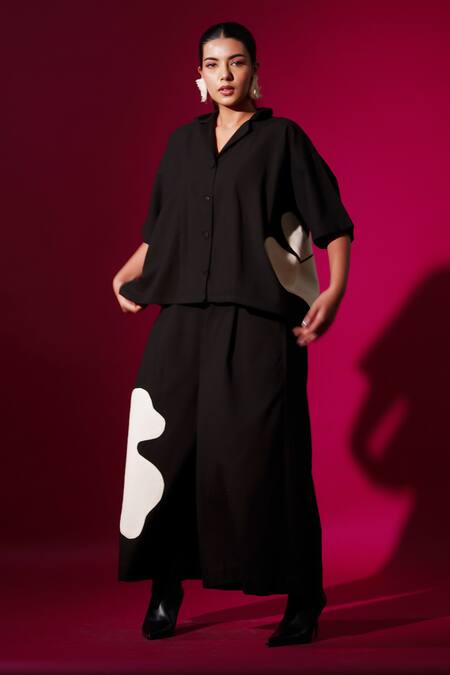 Buy_Stoique_Black 100% Cotton Embroidery Applique Cumin Pant _Online_at_Aza_Fashions