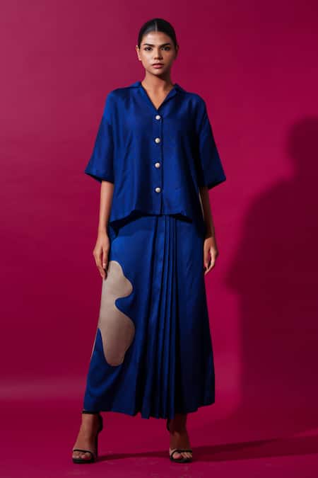 Stoique_Blue Muslin Applique Collared Gunpowder Embroidered Oversized Shirt _Online_at_Aza_Fashions