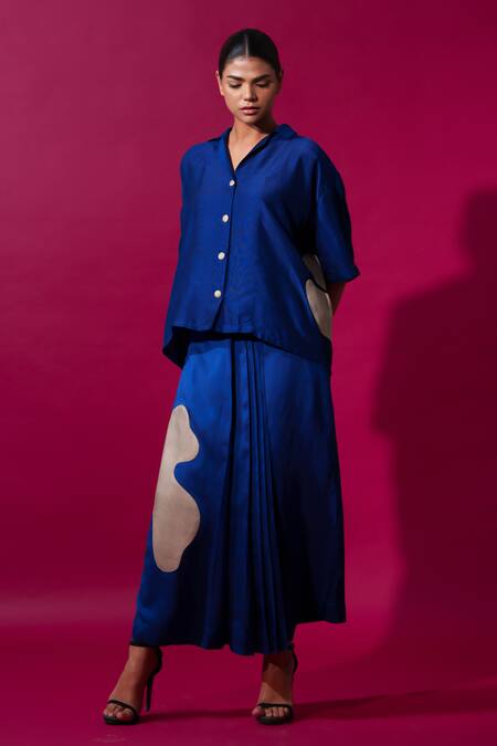 Buy_Stoique_Blue Muslin Applique Collared Gunpowder Embroidered Oversized Shirt _Online_at_Aza_Fashions