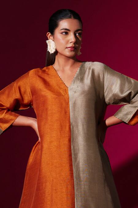 Shop Stoique Orange Mysore Silk Color Blocking V Neck Onyx Detailed Tunic Online at Aza Fashions Shop_Stoique_Orange Mysore Silk Color Blocking V Neck Onyx Detailed Tunic _Online_at_Aza_Fashions