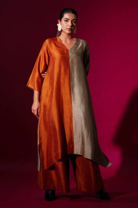 Stoique_Orange Mysore Silk Color Blocking V Neck Onyx Detailed Tunic _at_Aza_Fashions