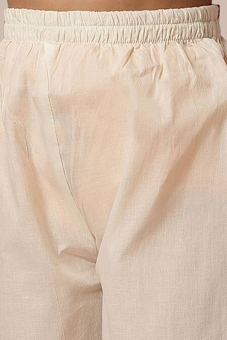 Petite Pomme_Off White Cotton Printed Kurta And Trouser Set_at_Aza_Fashions