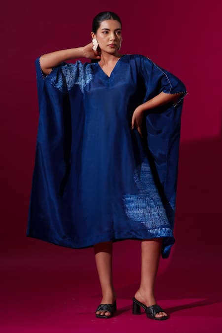Stoique_Blue Upada Silk Shibori V-neck Divine Print Kaftan _at_Aza_Fashions