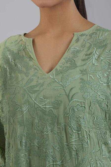 Buy_Peachoo_Green Moss Embroidery Dori Notched Floral Tunic Set