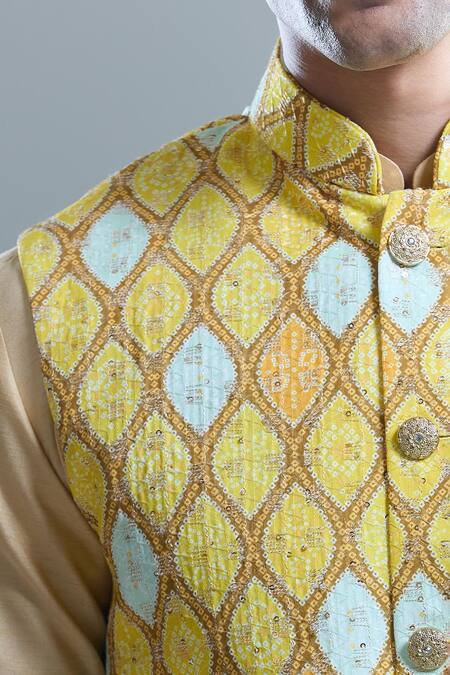 Shop_Arihant Rai Sinha_Gold Silk, Cotton Sequins, Embroidery Geometric Bandhani Woven Bandi And Kurta Set _Online_at_Aza_Fashions