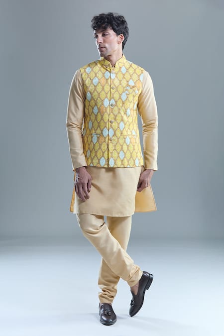 Buy_Arihant Rai Sinha_Gold Silk, Cotton Sequins, Embroidery Geometric Bandhani Woven Bandi And Kurta Set 
