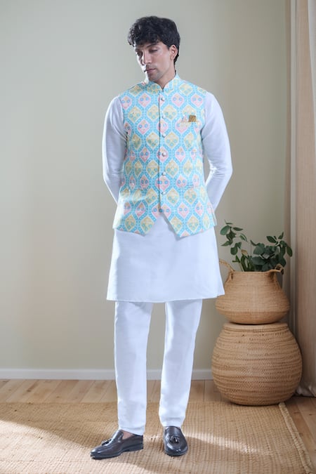 Arihant Rai Sinha Geometric Foil Printed Bandi & Kurta Set 