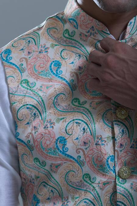 Shop Arihant Rai Sinha White Silk, Jacquard Zari Paisley Bandi And Kurta Set Online at Aza Fashions Shop_Arihant Rai Sinha_White Silk, Jacquard Zari Paisley Bandi And Kurta Set _Online_at_Aza_Fashions