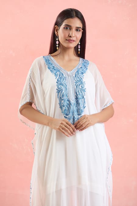 Buy Samyukta Singhania White Georgette Embroidery V-neck Paisley Kaftan Buy_Samyukta Singhania_White Georgette Embroidery V-neck Paisley Kaftan