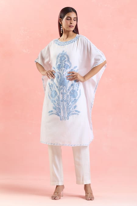 Shop Samyukta Singhania White Cotton Embroidery Boat Neck Bouquet Kaftan Online at Aza Fashions Shop_Samyukta Singhania_White Cotton Embroidery Boat Neck Bouquet Kaftan_Online_at_Aza_Fashions