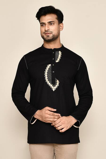 Shop_Arihant Rai Sinha_Black Embroidery Contrast Kurta 