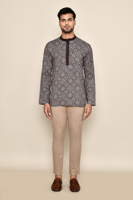 Arihant Rai Sinha_Black Embroidery Floral Printed Short Kurta _Online_at_Aza_Fashions