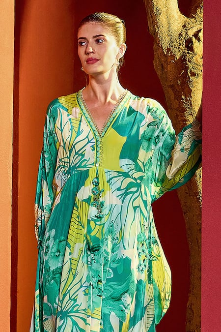 Mandira Wirk Resort Green Viscose, Crepe Tassels V-neck Bloom Petal Print Kaftan Online at Aza Fashions Mandira Wirk Resort_Green Viscose, Crepe Tassels V-neck Bloom Petal Print Kaftan _Online_at_Aza_Fashions