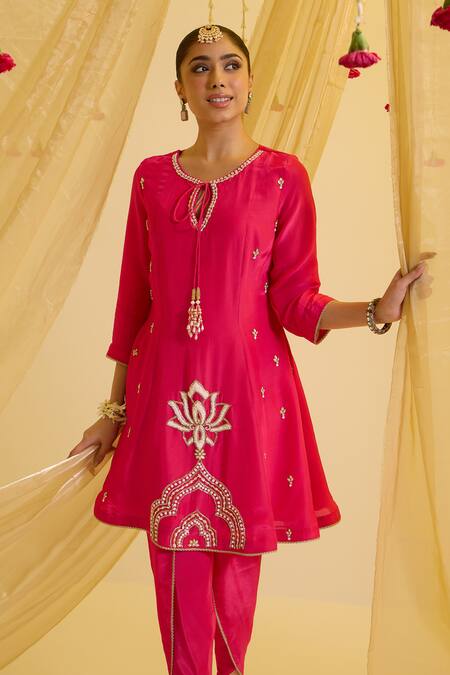 Buy_Sonal Pasrija_Fuchsia Silk, Organza, Crepe Embroidery Round Neck Floral Anarkali Set _Online_at_Aza_Fashions