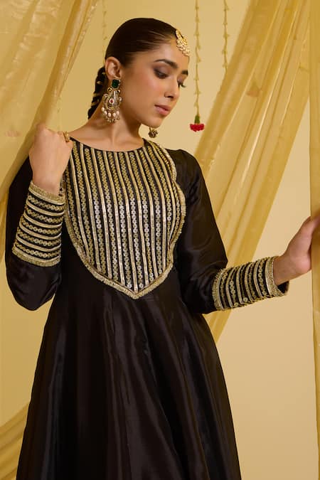 Buy Sonal Pasrija Black Silk, Organza, Crepe Embroidery, Sequins, Blossom Anarkali With Dupatta Online at Aza Fashions Buy_Sonal Pasrija_Black Silk, Organza, Crepe Embroidery, Sequins, Blossom Anarkali With Dupatta _Online_at_Aza_Fashions