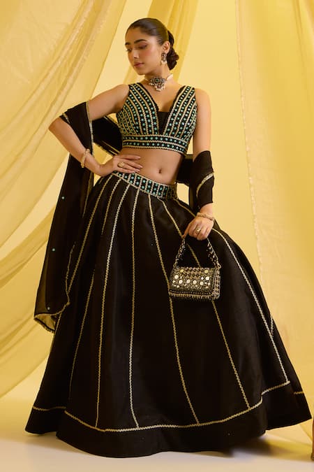 Sonal Pasrija Zari Embroidered Lehenga Set 