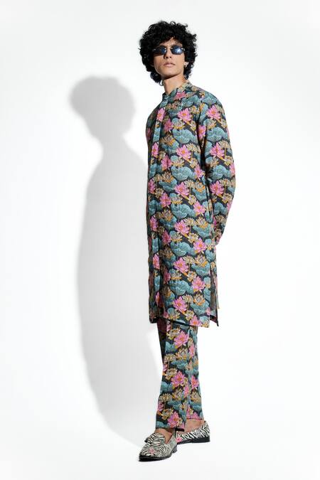 Buy MR. Ajay Kumar Black Linen Lotus Bloom Print Kurta With Pant Online at Aza Fashions Buy_MR. Ajay Kumar_Black Linen Lotus Bloom Print Kurta With Pant _Online_at_Aza_Fashions