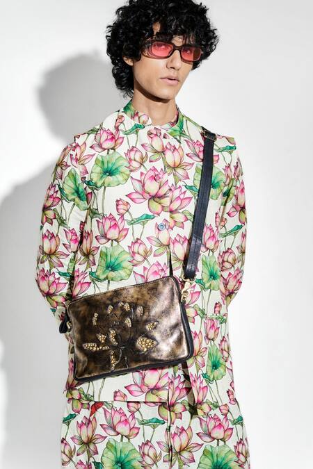 Buy_MR. Ajay Kumar_Green 100% European Linen Printed Zambak Bundi _Online_at_Aza_Fashions