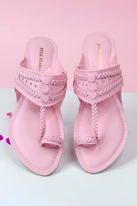 Pixie Pearlz Blush Mist Juttis 
