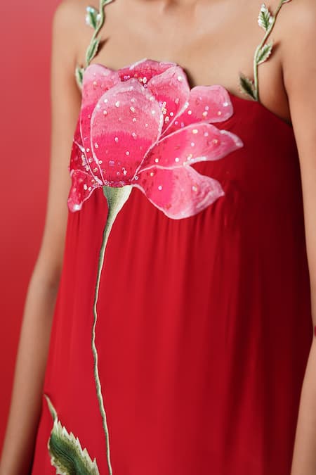 Kavitha Gutta_Red Pure Crepe Embroidery Blossom Square Neck Blume Sunset Ombre Maxi Dress _Online_at_Aza_Fashions