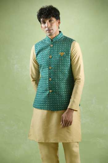 Arihant Rai Sinha Green Cotton Embroidery Bandhani Print Thread Bundi at Aza Fashions Arihant Rai Sinha_Green Cotton Embroidery Bandhani Print Thread Bundi _at_Aza_Fashions