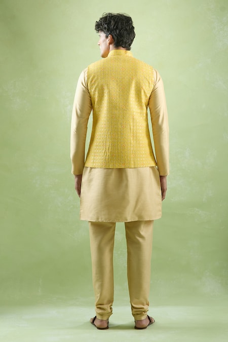 Arihant Rai Sinha Bandhani Helix Print Bundi 