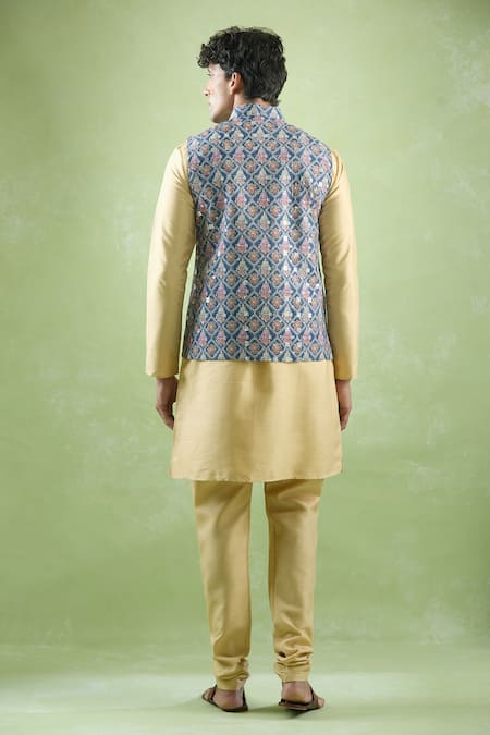 Arihant Rai Sinha Crest Jaal Embroidered Bundi 