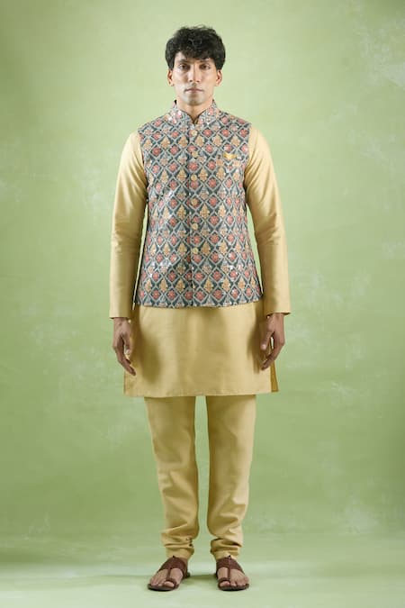 Buy_Arihant Rai Sinha_Green Cotton Sequins, Embroidery Crest Bloom Jaal Bundi _Online_at_Aza_Fashions