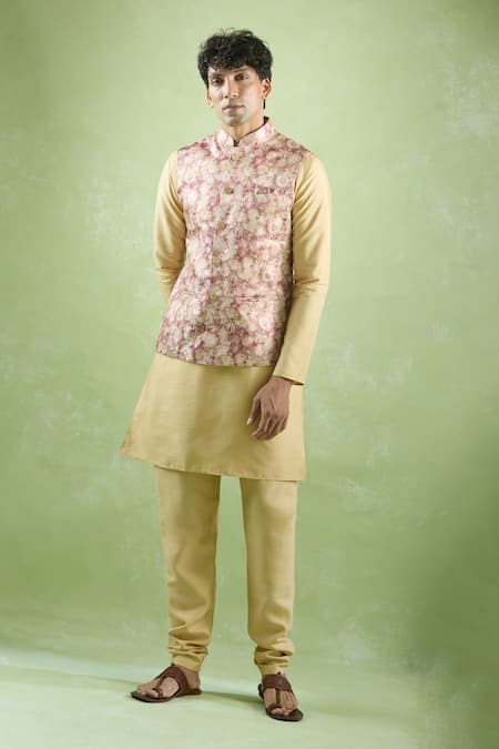 Shop_Arihant Rai Sinha_Pink Jacquard, Silk Embroidery Woven Floral Bundi Kurta Set _Online_at_Aza_Fashions
