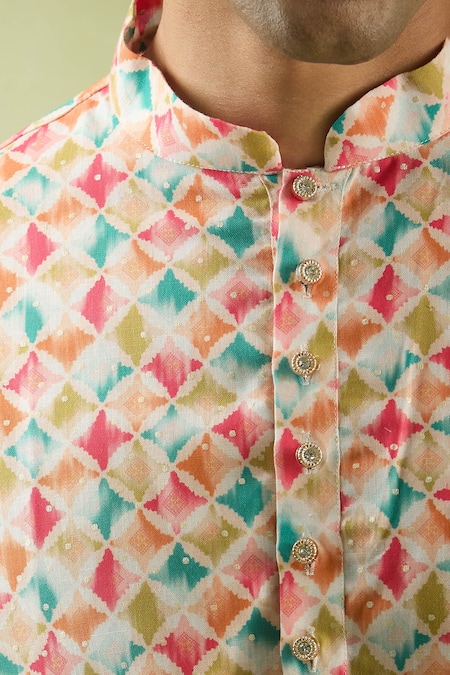 Arihant Rai Sinha_Cream Cotton Foil Printing Checkered Kurta _at_Aza_Fashions