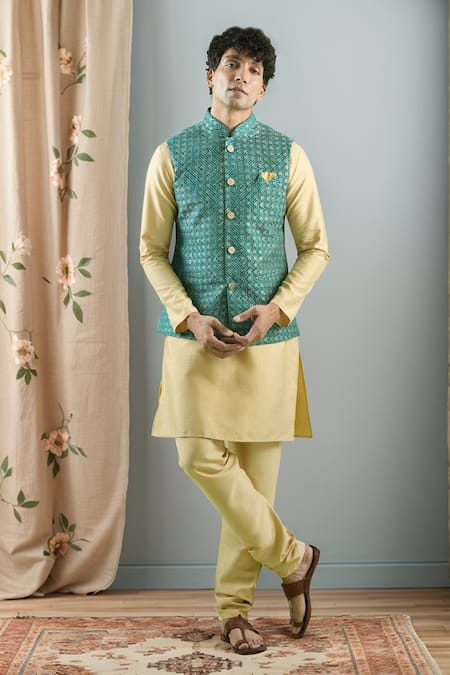 Aryavir Malhotra Bandhani Print Bundi & Kurta Set 