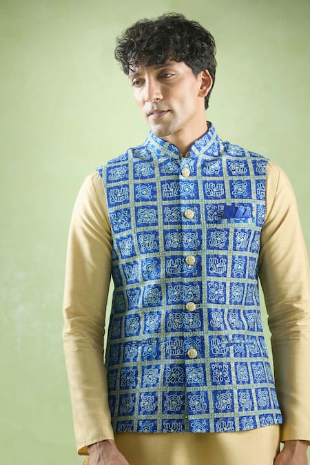 Arihant Rai Sinha_Gold Silk, Cotton Sequins, Embroidery Bandhani Print Bundi And Kurta Set _Online_at_Aza_Fashions