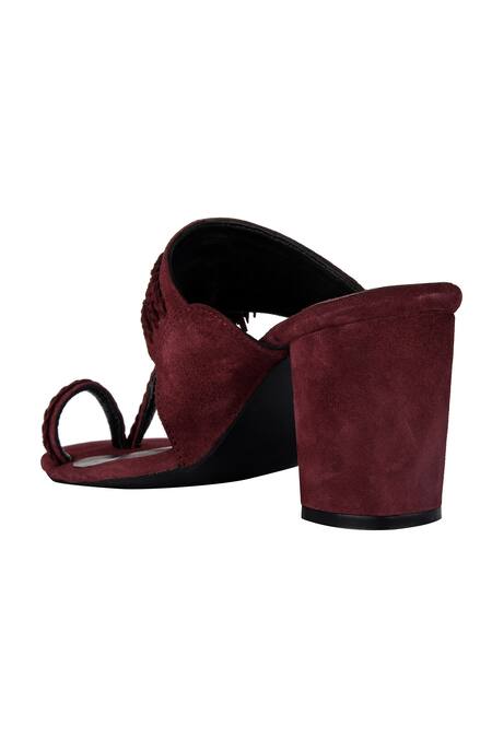 Buy_Sko_Maroon Tassels Embellished Kolhapuri Block Heels_Online_at_Aza_Fashions