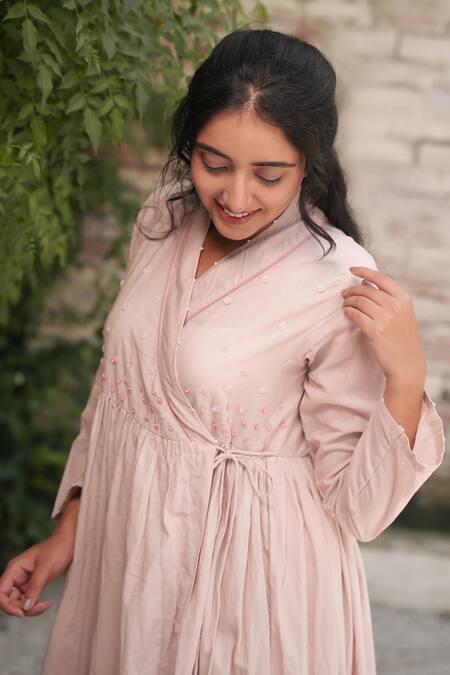 Buy_Ourdve_Pink Cotton Embroidered Pearl V Neck Embellished Midi Dress 
