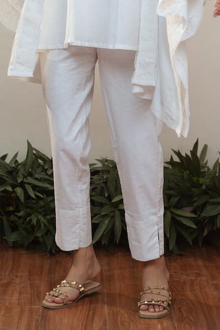 Ourdve White Cotton, Chanderi Lace Square Neck Embroidered Asymmetric Cape Pant Set at Aza Fashions Ourdve_White Cotton, Chanderi Lace Square Neck Embroidered Asymmetric Cape Pant Set _at_Aza_Fashions